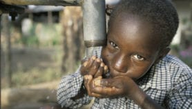 非洲加拿大计划基金纳米技术水净化
