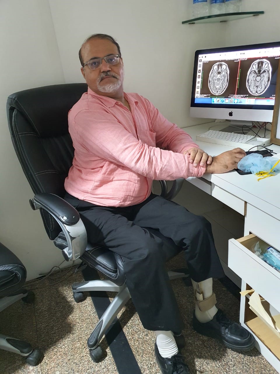 博士Paresh Sukhani